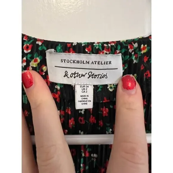 & Other Stories Stockholm Atelier Dark Floral Printed V Neck Long Sleev Top 2 XS - Picture 4 of 10